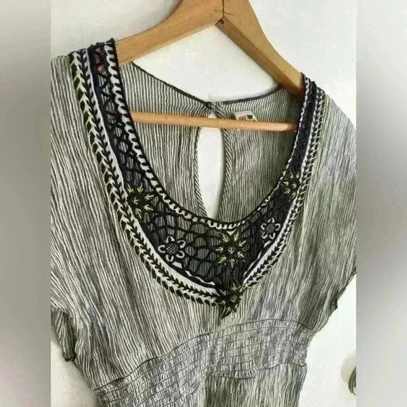 Free People women’s short cap sleeve top embroidered stretch waist size XS - Picture 4 of 11